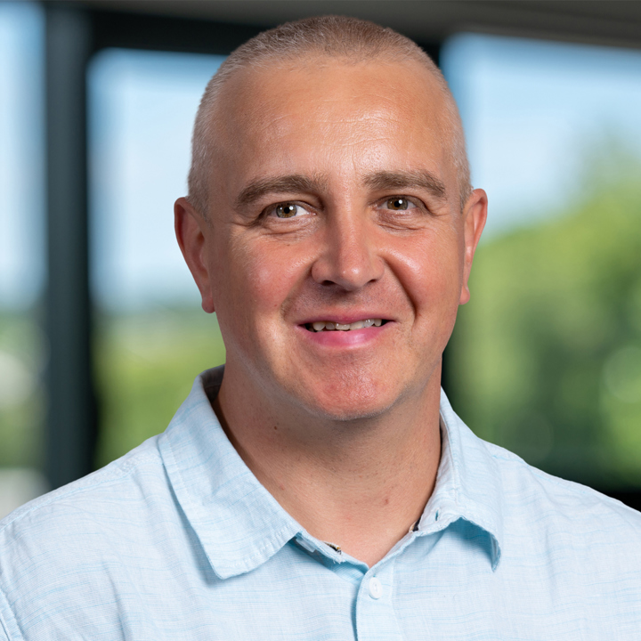 Zoltan Karpathy, Senior Consultant